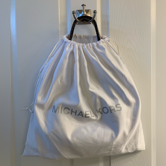 Michael Kors leather snakeskin print handbag - Picture 11 of 11